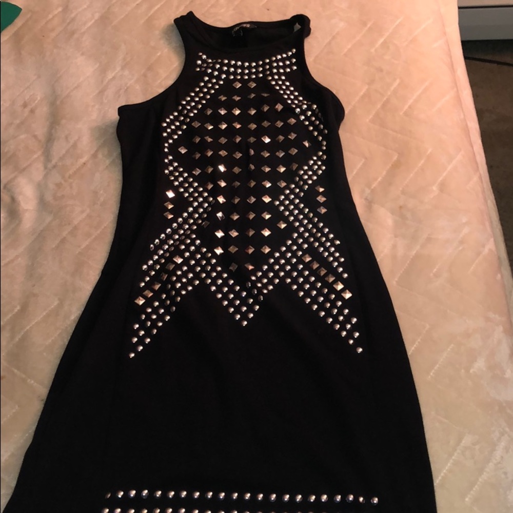 SHORT DRESS